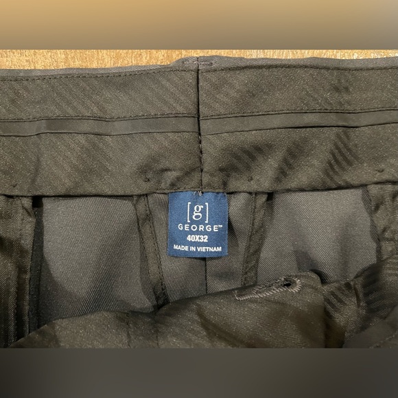 NWT Men’s Slacks - Picture 4 of 4